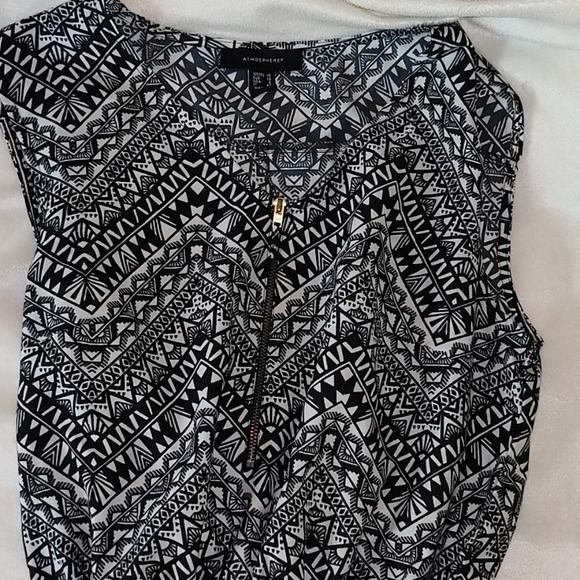 Romper - Picture 3 of 4